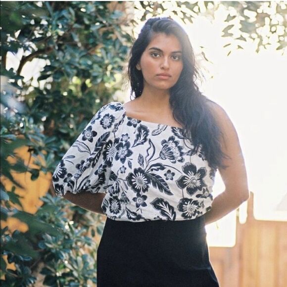 NEW Anthropologie Maeve Floral Eyelet Blouse Bow Back Black White 10 - Picture 2 of 13